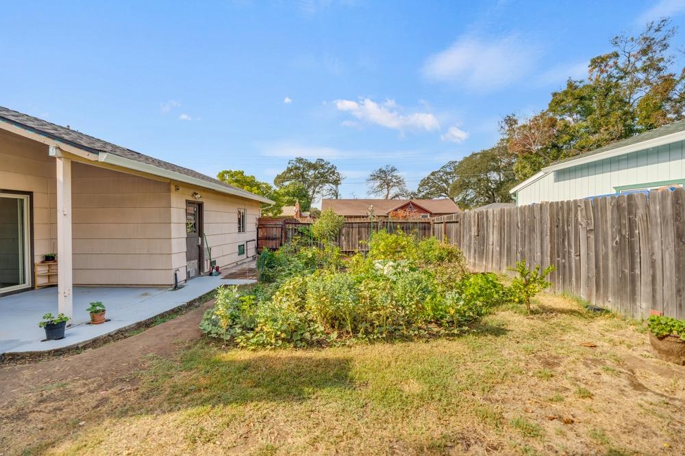 Detail Gallery Image 37 of 48 For 7700 Oakwood Ln, Citrus Heights,  CA 95621 - 3 Beds | 2 Baths