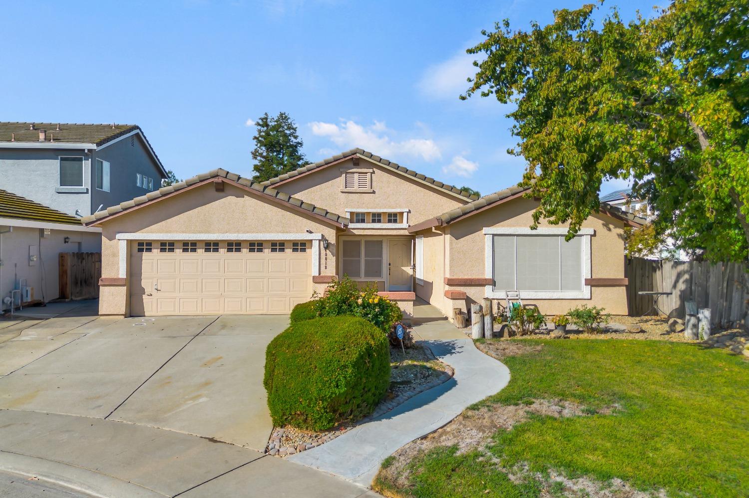 Detail Gallery Image 1 of 53 For 10018 Arabesque Ct, Elk Grove,  CA 95624 - 4 Beds | 2 Baths