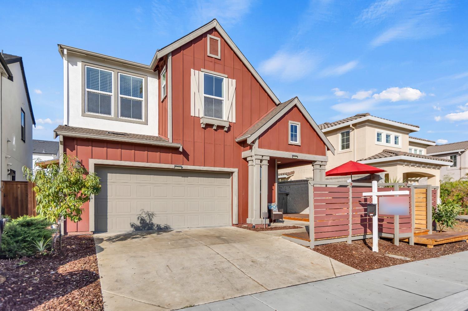 Detail Gallery Image 66 of 67 For 2 Bateson Ct, Elk Grove,  CA 95758 - 4 Beds | 2/1 Baths