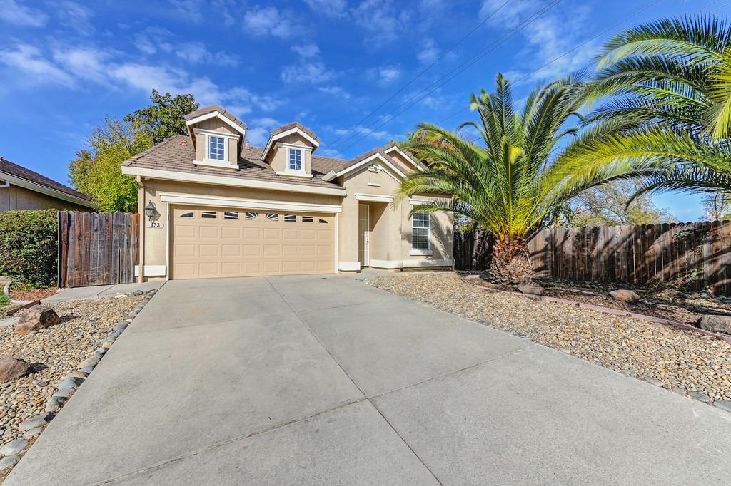 Detail Gallery Image 1 of 27 For 433 Jelly Bean Ct, Roseville,  CA 95747 - 3 Beds | 2 Baths