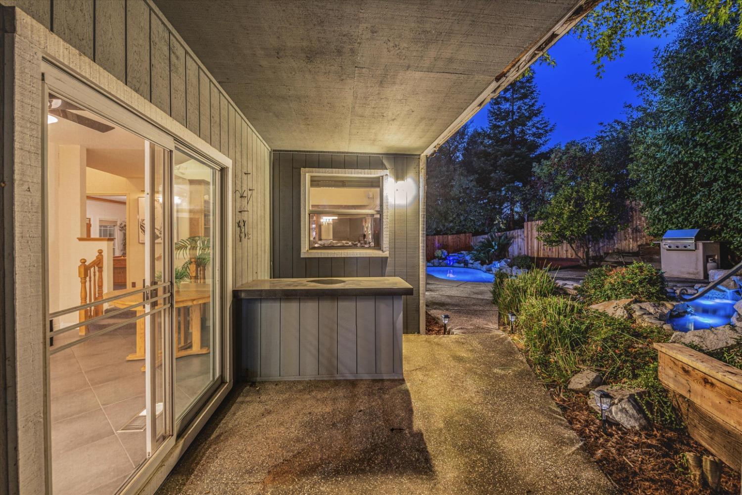 Detail Gallery Image 54 of 55 For 102 Woodview Ct, Folsom,  CA 95630 - 5 Beds | 3/1 Baths