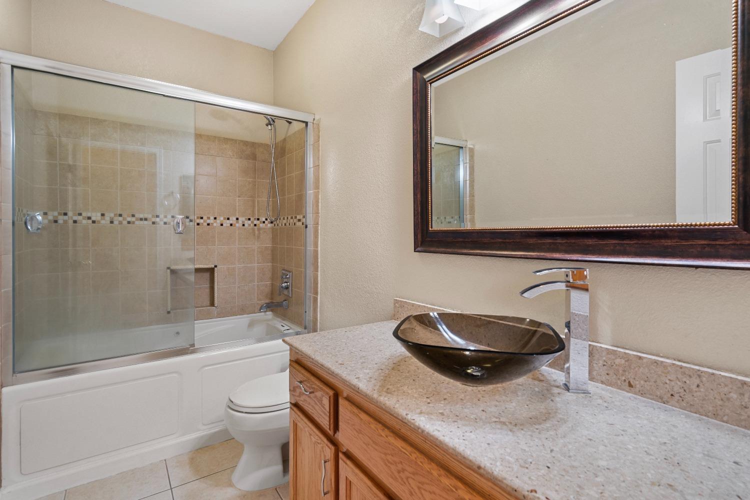 Detail Gallery Image 12 of 19 For 1304 Tom Fowler Dr, Tracy,  CA 95377 - 3 Beds | 2 Baths