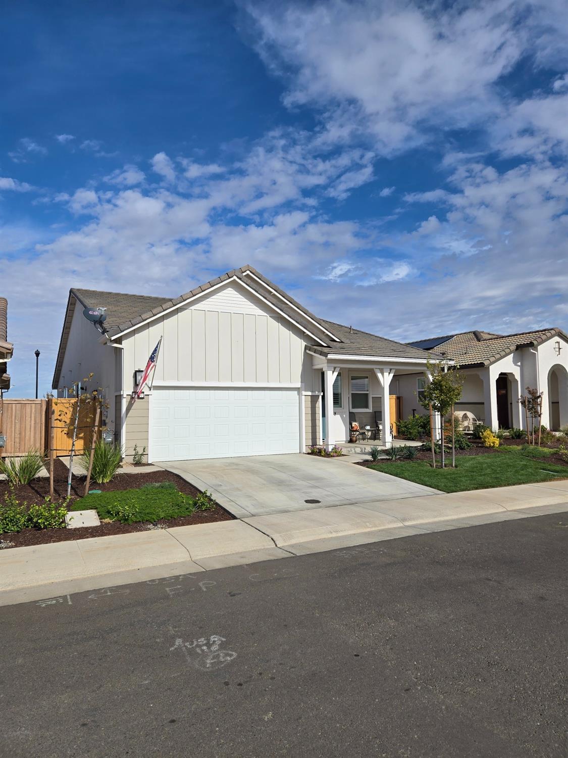 Detail Gallery Image 4 of 45 For 5040 Peace Lily Ln, Roseville,  CA 95747 - 2 Beds | 2/1 Baths