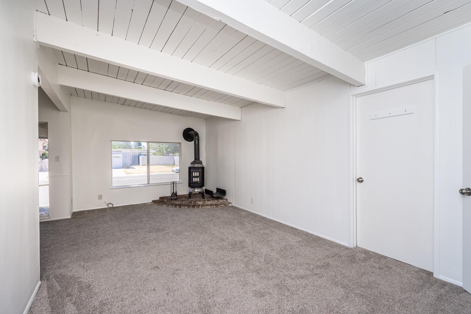 Detail Gallery Image 9 of 48 For 1461 Clark Ave, Yuba City,  CA 95991 - 4 Beds | 2 Baths