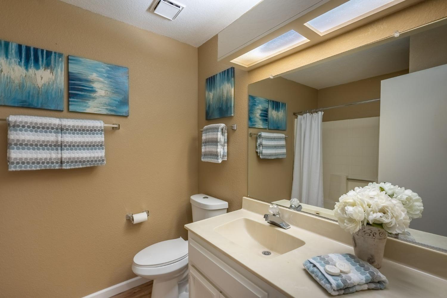 Detail Gallery Image 17 of 29 For 2404 Southfork Ln, Modesto,  CA 95355 - 3 Beds | 2 Baths