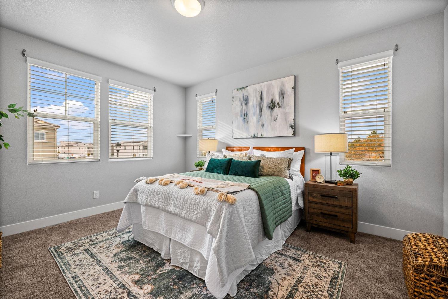 Detail Gallery Image 10 of 64 For 3275 Warbler Ct, West Sacramento,  CA 95691 - 3 Beds | 2/1 Baths