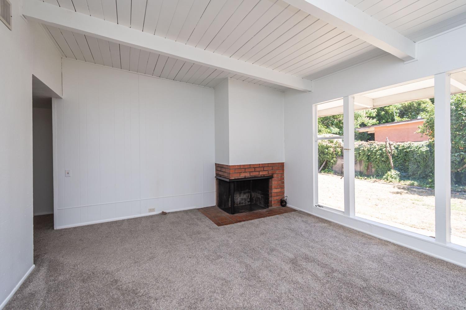 Detail Gallery Image 6 of 48 For 1461 Clark Ave, Yuba City,  CA 95991 - 4 Beds | 2 Baths