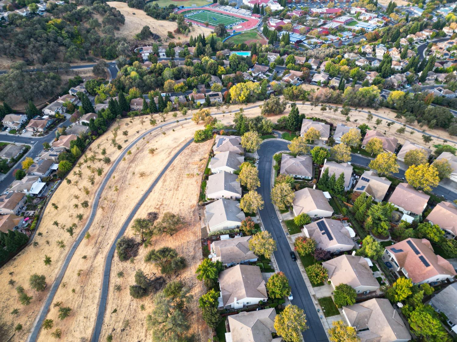 Scenic, Rocklin, California image 2