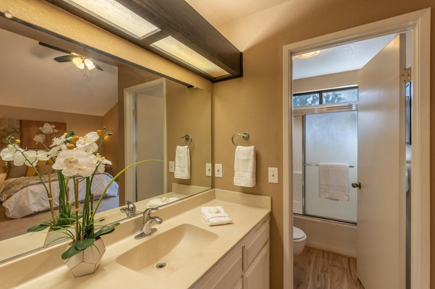 Detail Gallery Image 25 of 29 For 2404 Southfork Ln, Modesto,  CA 95355 - 3 Beds | 2 Baths