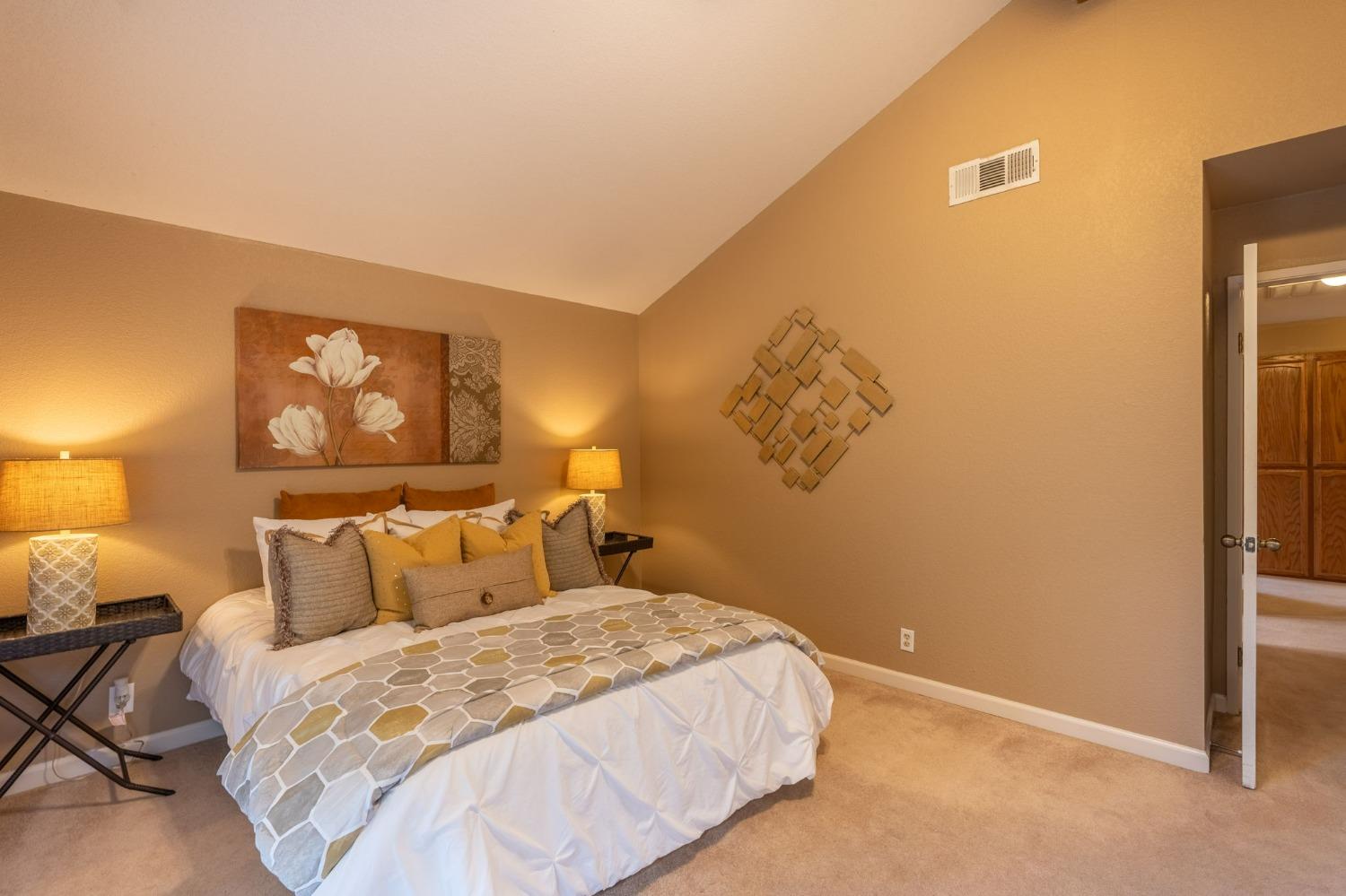 Detail Gallery Image 23 of 29 For 2404 Southfork Ln, Modesto,  CA 95355 - 3 Beds | 2 Baths