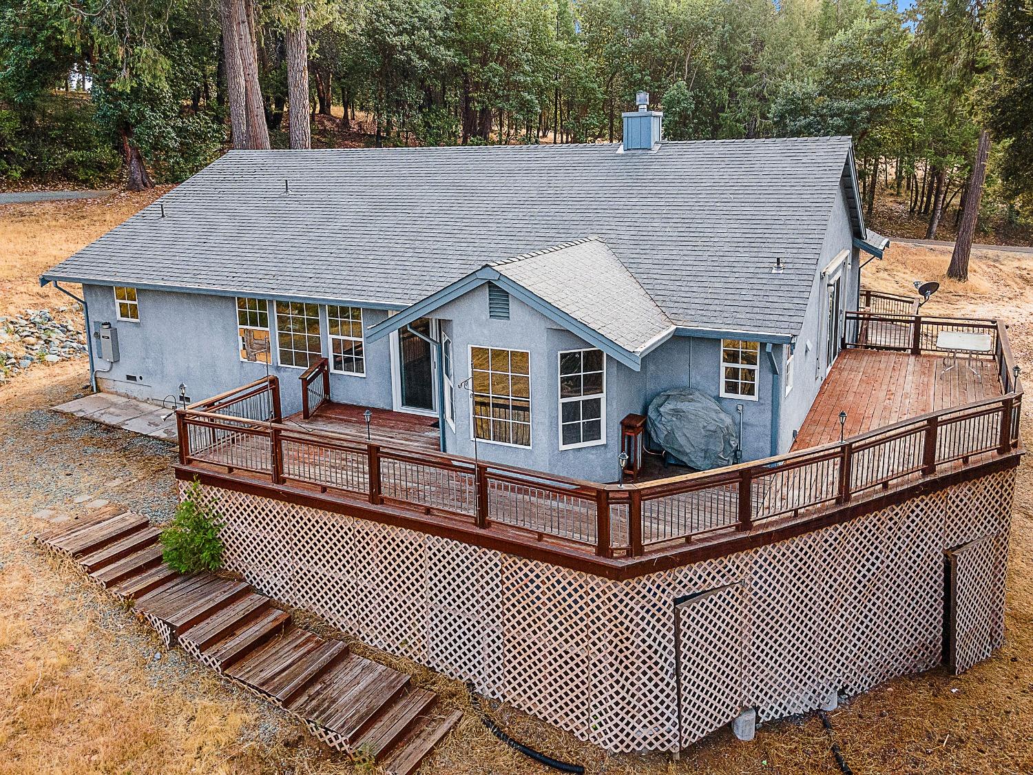 Detail Gallery Image 27 of 28 For 15920 Pioneer Creek Rd, Pioneer,  CA 95666 - 3 Beds | 2 Baths