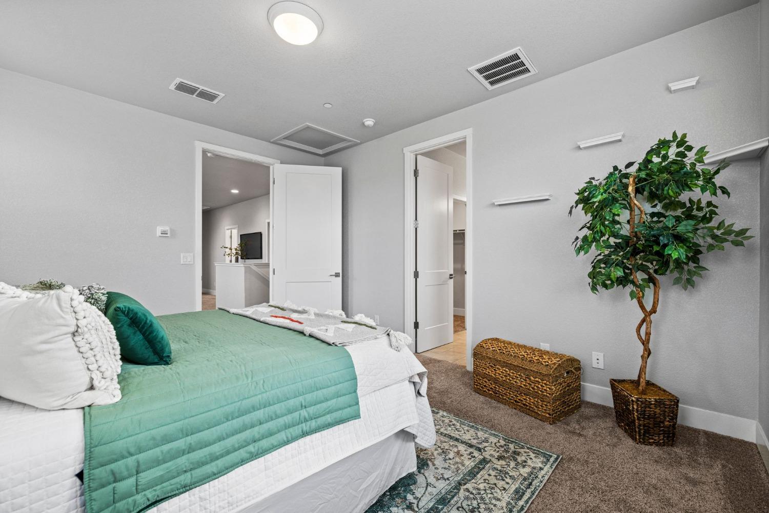 Detail Gallery Image 11 of 64 For 3275 Warbler Ct, West Sacramento,  CA 95691 - 3 Beds | 2/1 Baths