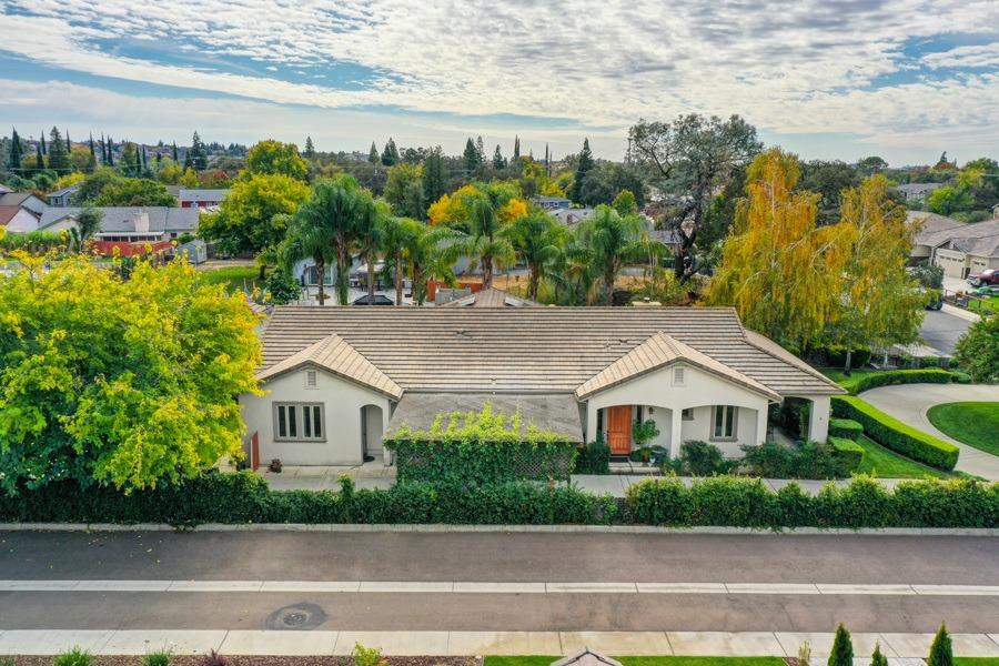 Detail Gallery Image 3 of 47 For 5477 Lost Ave, Rocklin,  CA 95677 - 4 Beds | 2/1 Baths