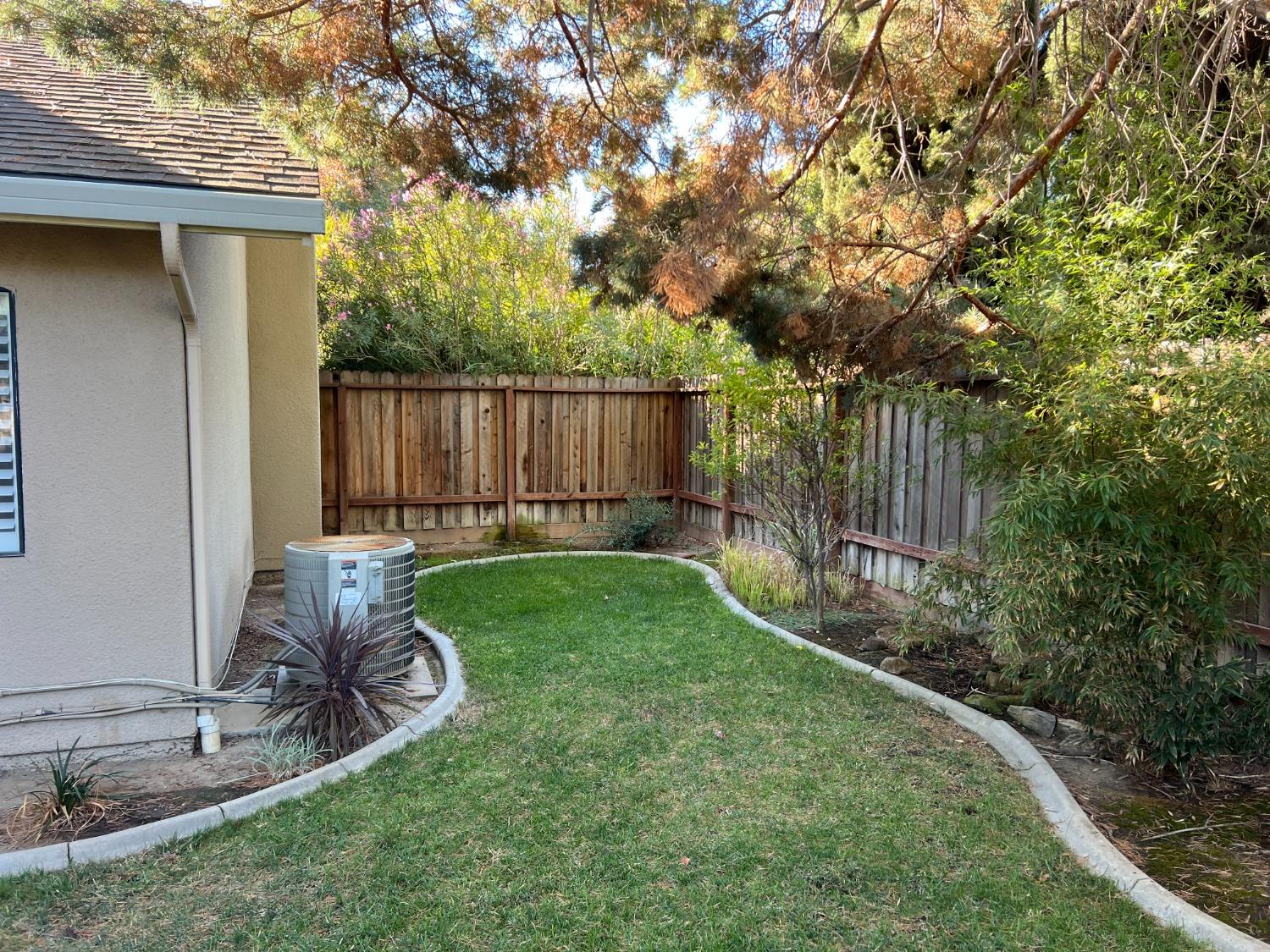 Detail Gallery Image 23 of 25 For 1099 Prego Way, Sacramento,  CA 95834 - 3 Beds | 2/1 Baths