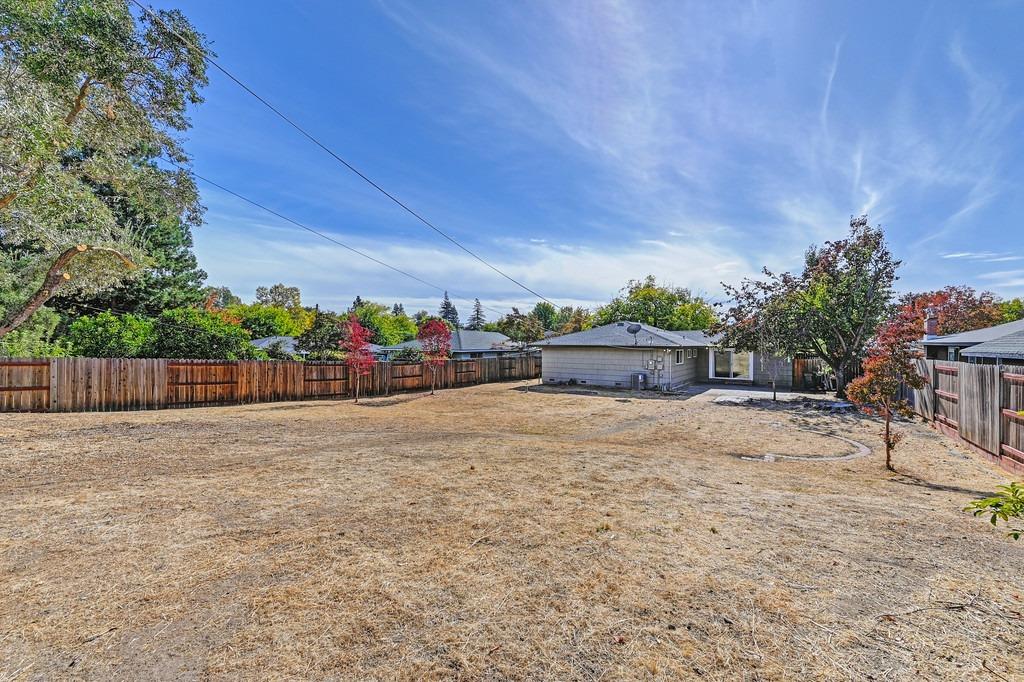 Detail Gallery Image 33 of 33 For 7545 Eastgate Ave, Citrus Heights,  CA 95610 - 3 Beds | 2 Baths