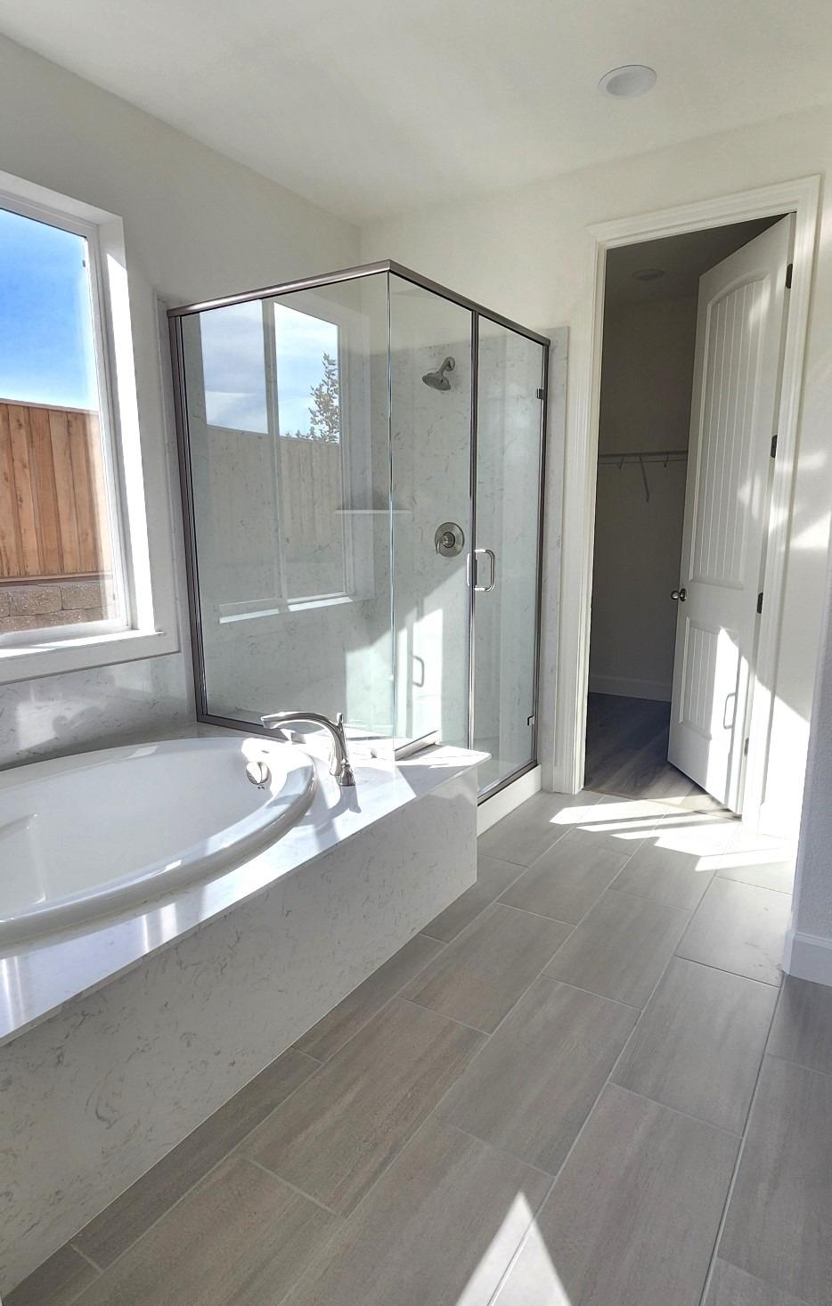 Detail Gallery Image 6 of 10 For 267 Eagle Nest Dr, Oakley,  CA 94561 - 4 Beds | 2/1 Baths