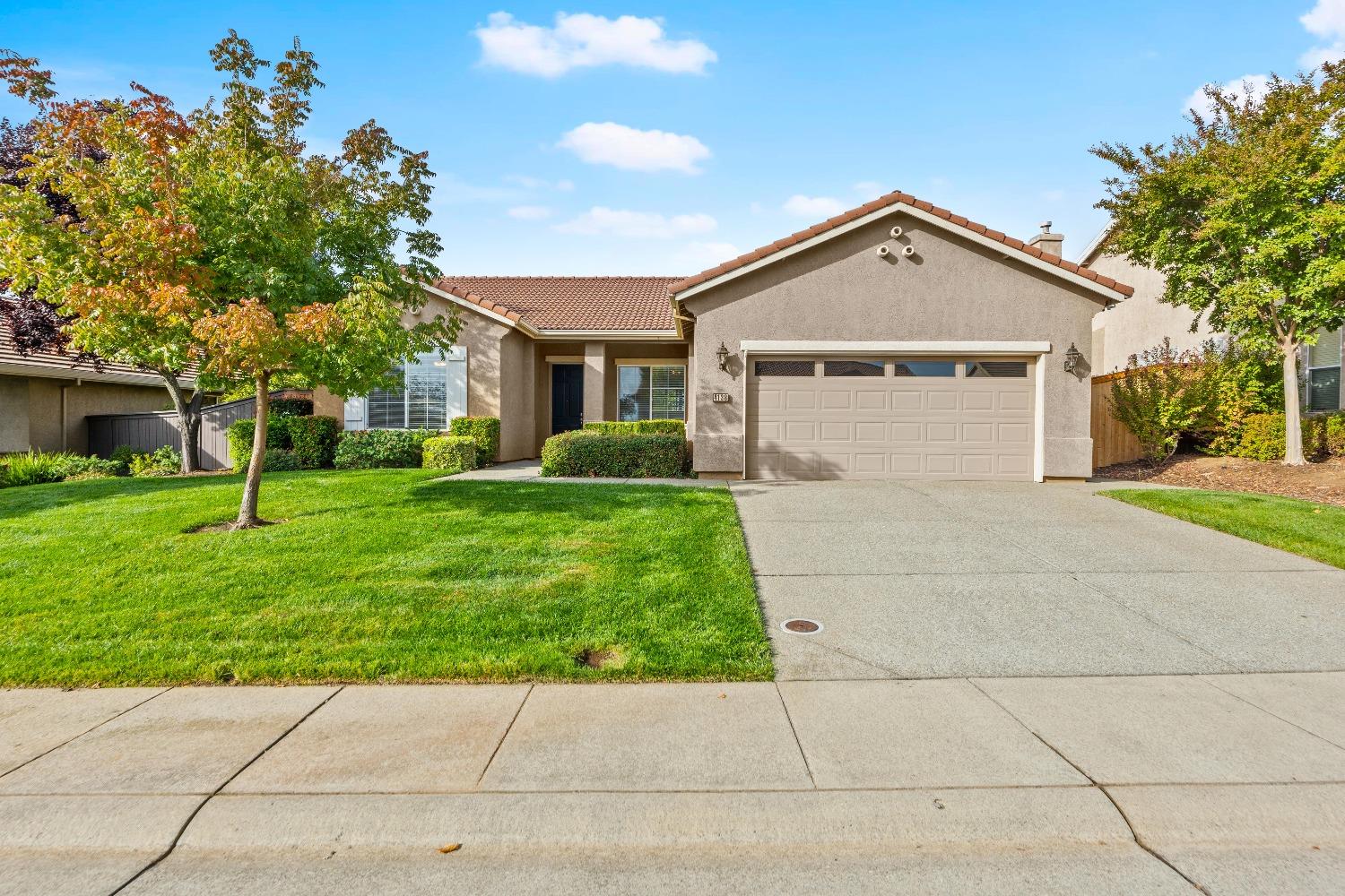 Detail Gallery Image 3 of 33 For 4138 Tahoe Vista Dr, Rocklin,  CA 95765 - 2 Beds | 2 Baths