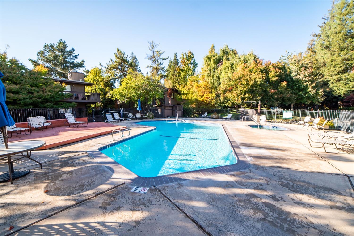 Detail Gallery Image 24 of 37 For 2458 Larkspur Ln #338,  Sacramento,  CA 95825 - 1 Beds | 1 Baths