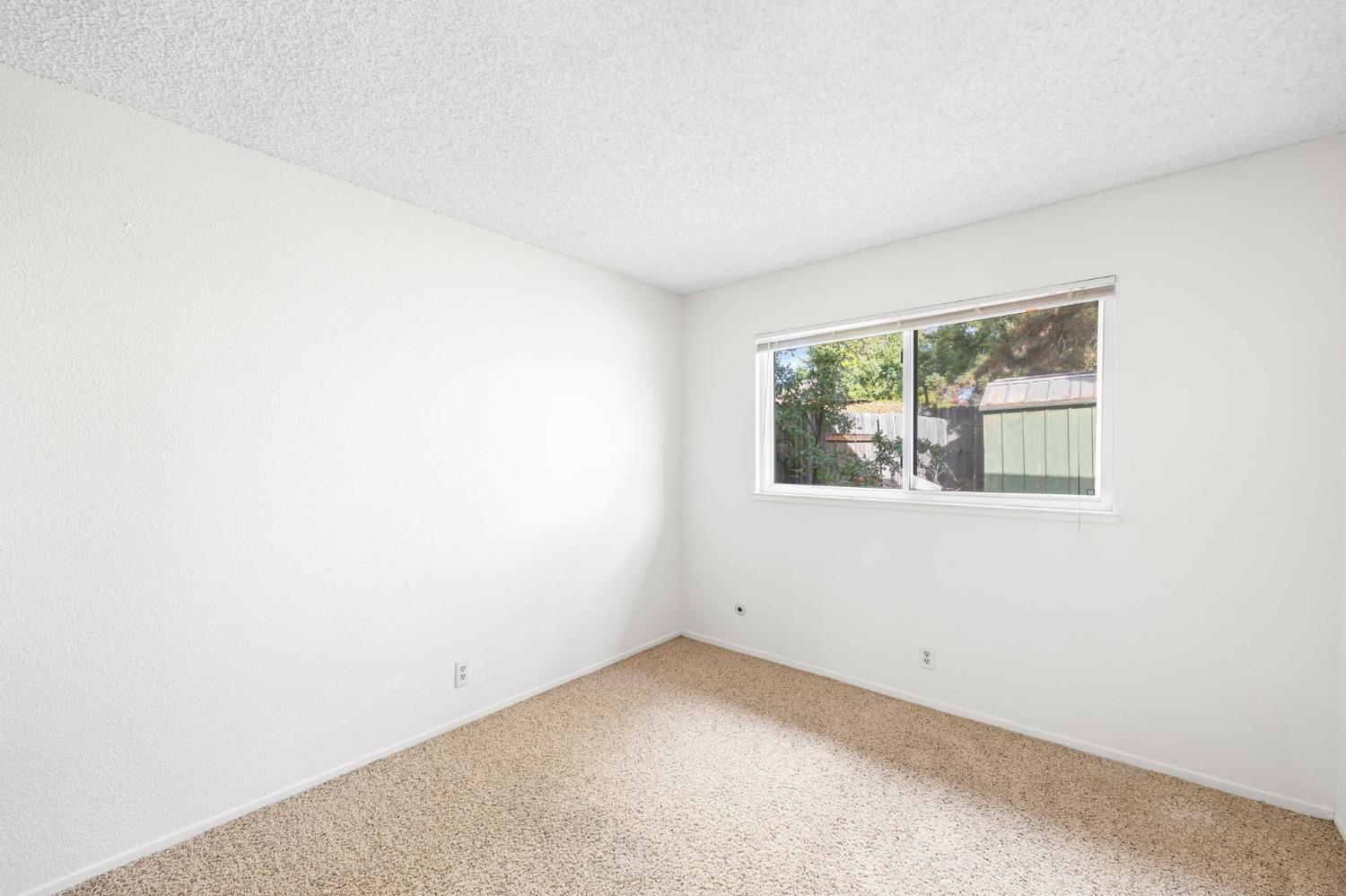 Detail Gallery Image 25 of 32 For 11123 S Woodkirk Ct, Rancho Cordova,  CA 95670 - 2 Beds | 2 Baths