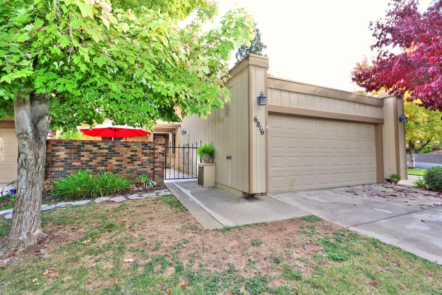 Detail Gallery Image 2 of 46 For 6816 San Dimas Ct, Citrus Heights,  CA 95621 - 3 Beds | 2 Baths