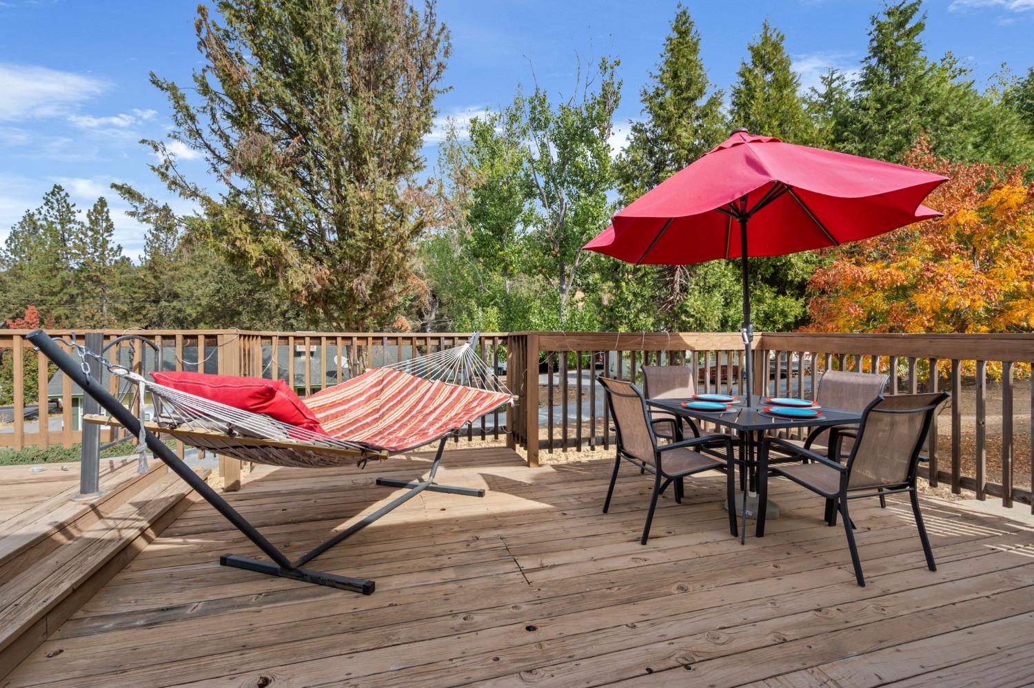 Detail Gallery Image 7 of 86 For 19570 Cottonwood St, Groveland,  CA 95321 - 2 Beds | 2 Baths