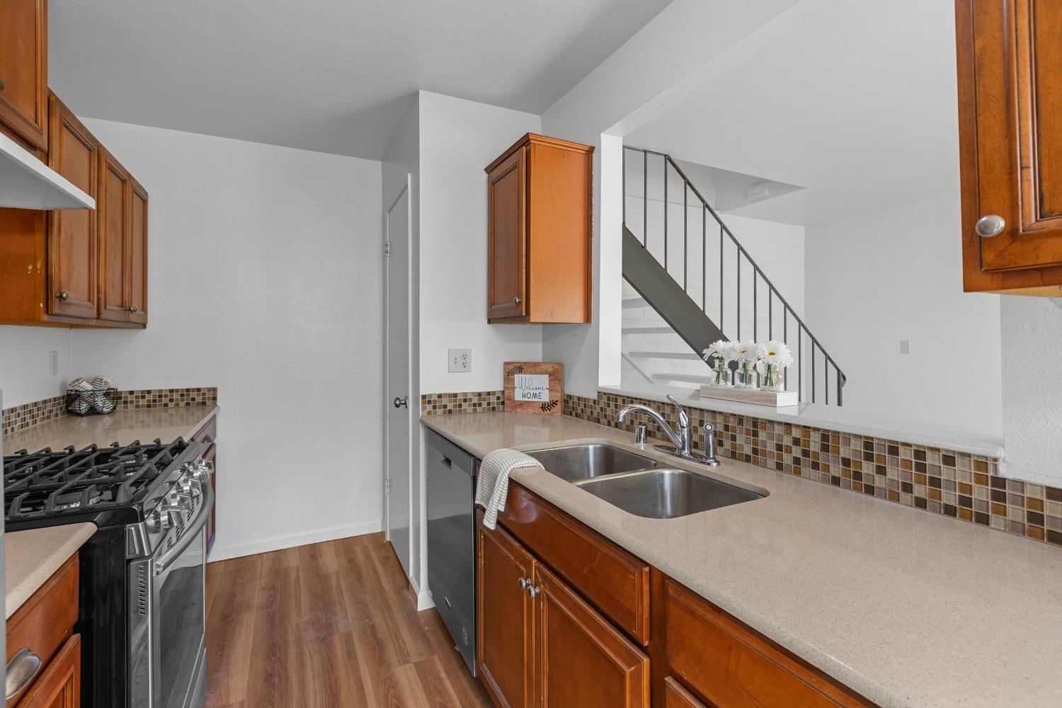 Detail Gallery Image 7 of 38 For 11561 Garnet Way #2,  Auburn,  CA 95602 - 2 Beds | 1 Baths