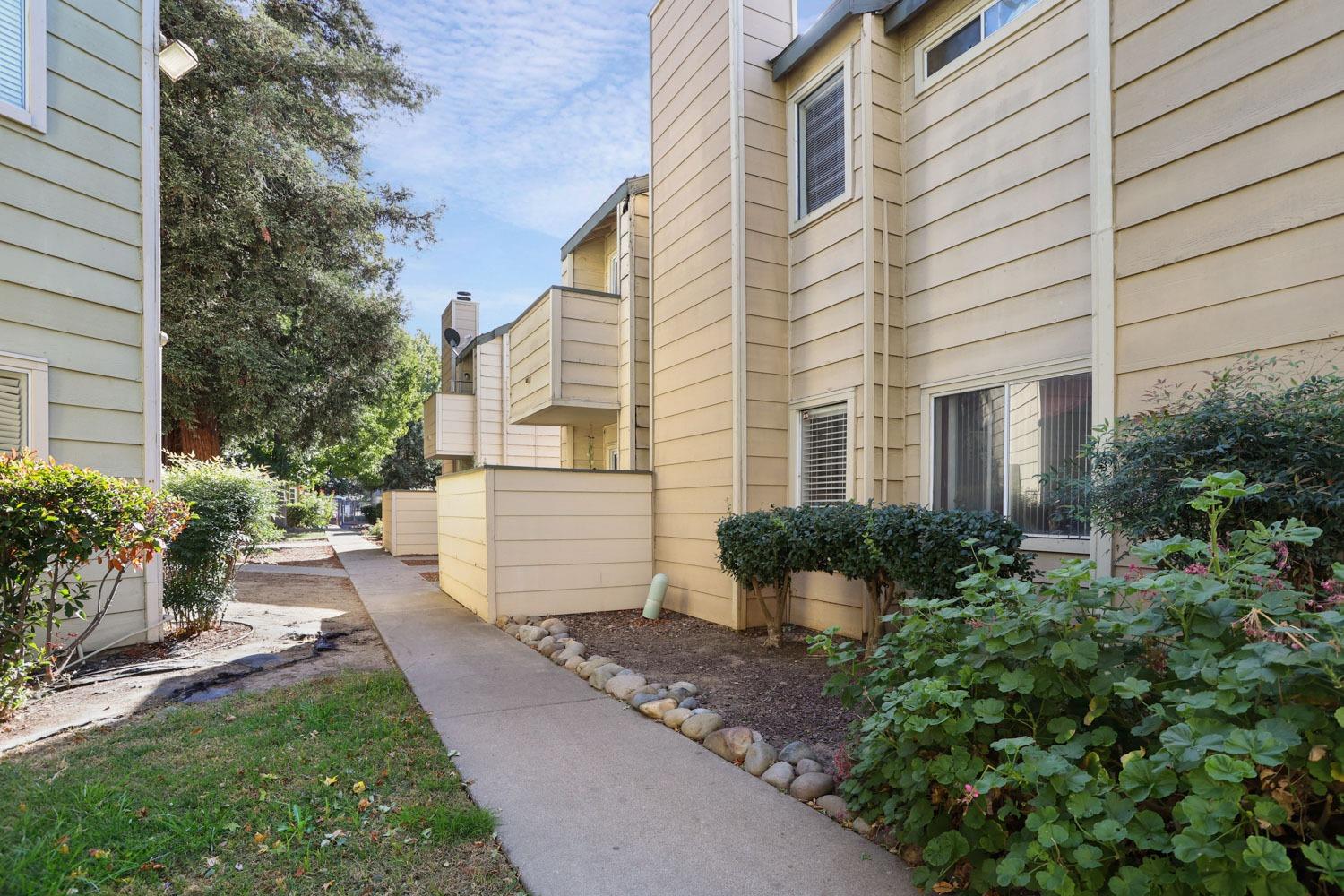 Detail Gallery Image 19 of 23 For 8220 Center Pkwy #40,  Sacramento,  CA 95823 - 2 Beds | 1 Baths