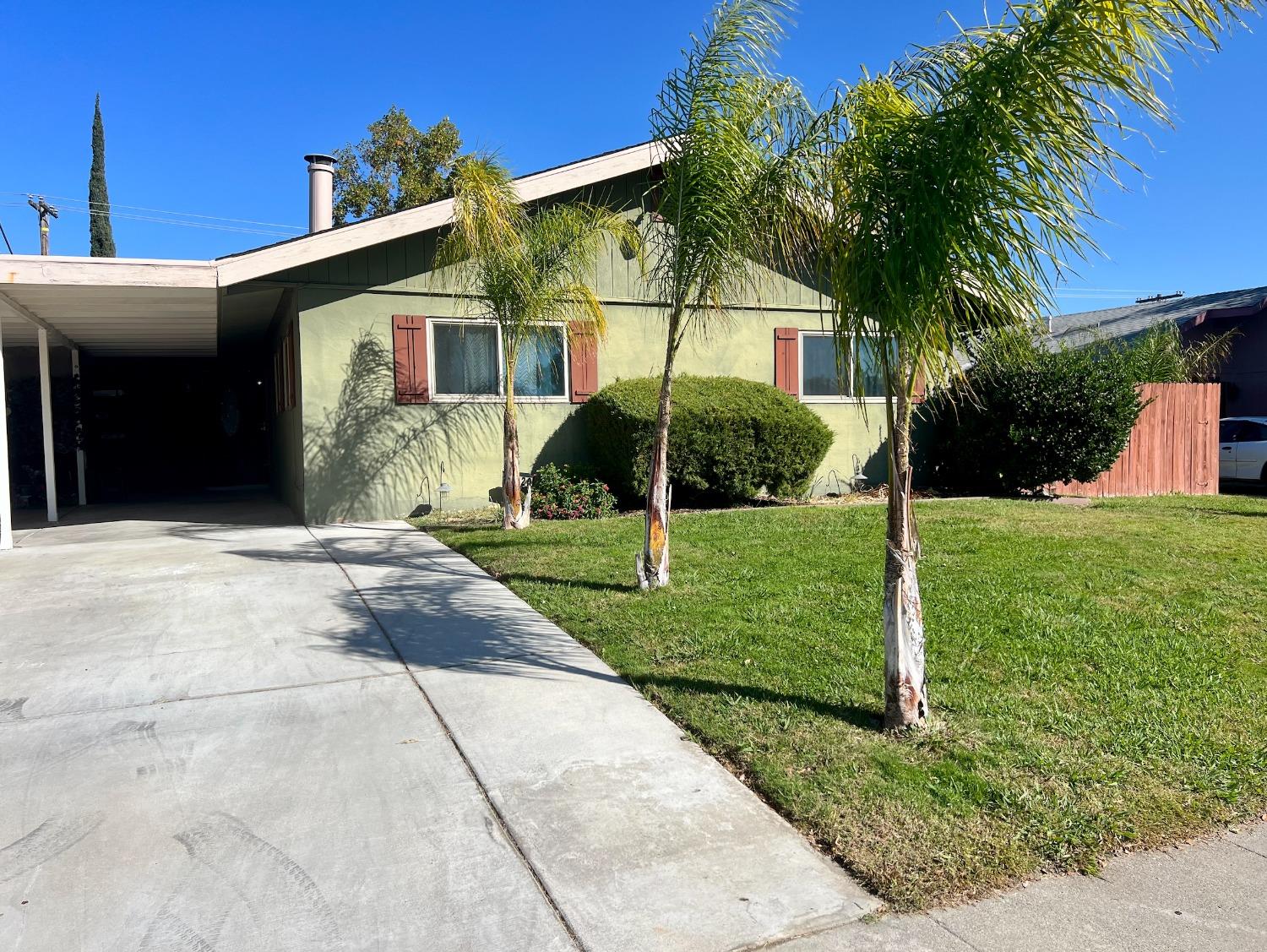 Detail Gallery Image 6 of 32 For 6520 La Cienega, North Highlands,  CA 95660 - 3 Beds | 2 Baths