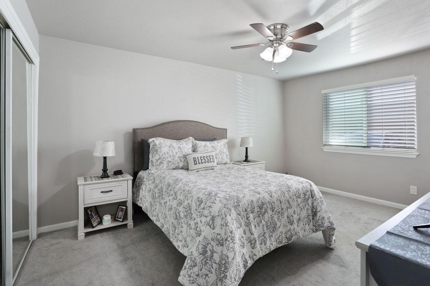 Detail Gallery Image 14 of 23 For 8220 Center Pkwy #40,  Sacramento,  CA 95823 - 2 Beds | 1 Baths