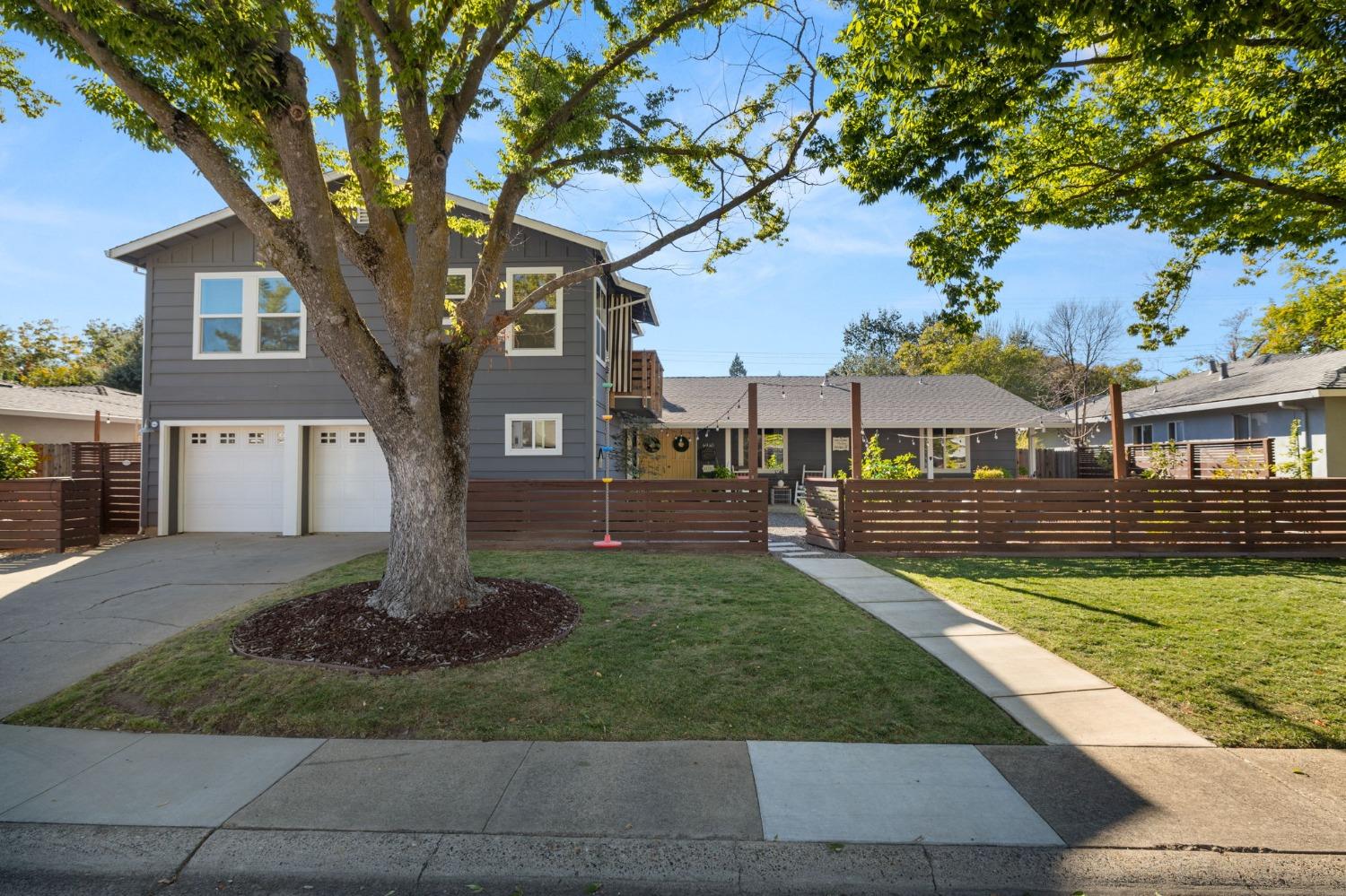 Detail Gallery Image 55 of 77 For 6930 S. Land Park Dr., Sacramento,  CA 95831 - 5 Beds | 3 Baths