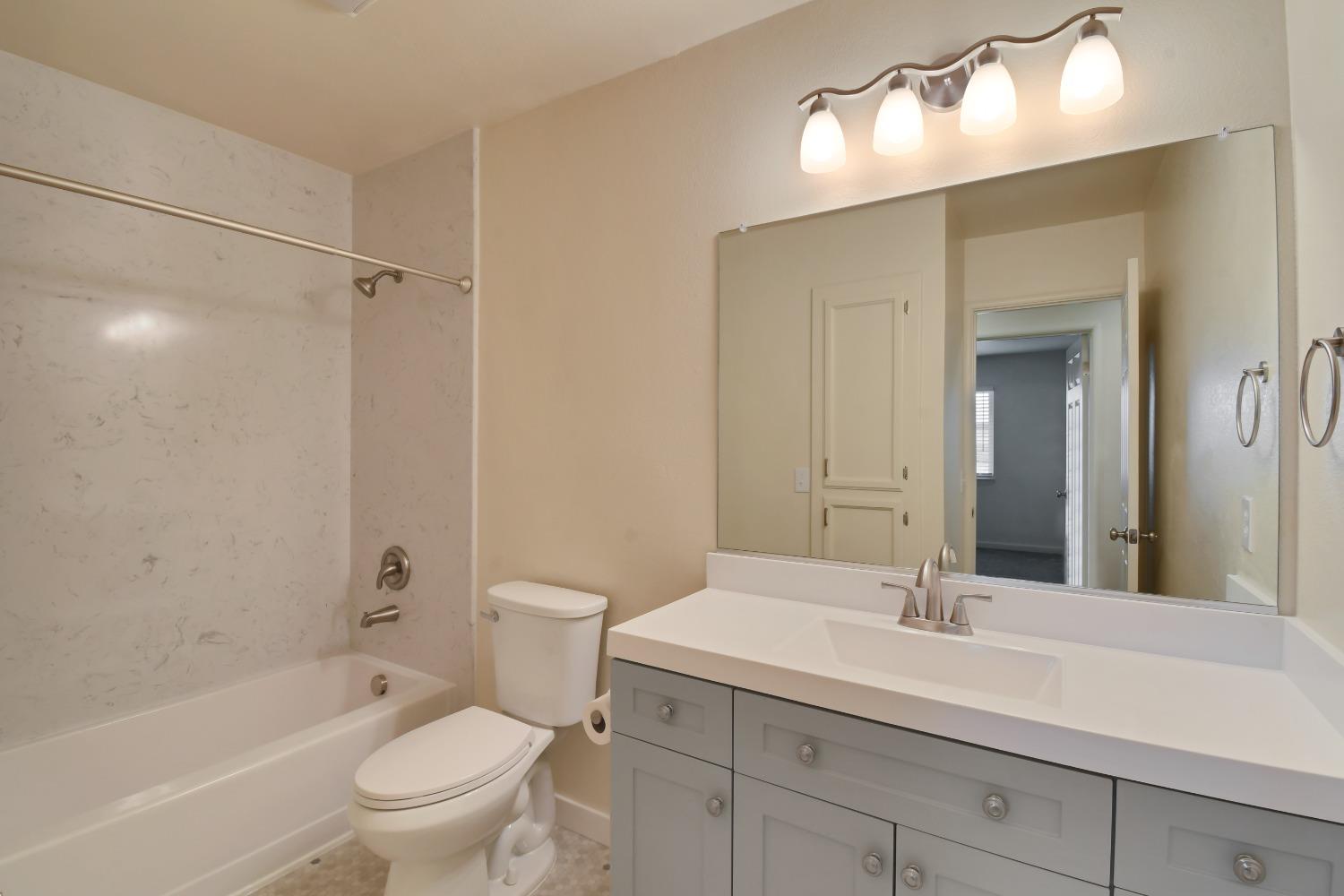 Detail Gallery Image 19 of 32 For 4406 Twain Dr, Olivehurst,  CA 95961 - 3 Beds | 2 Baths