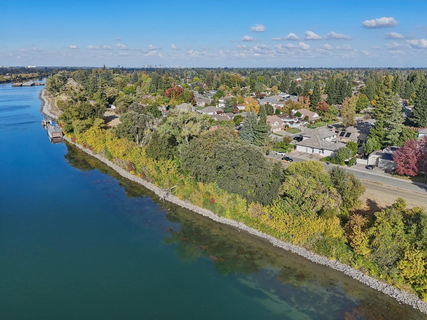 Detail Gallery Image 71 of 87 For 170 Audubon Cir, Sacramento,  CA 95831 - 5 Beds | 4/1 Baths