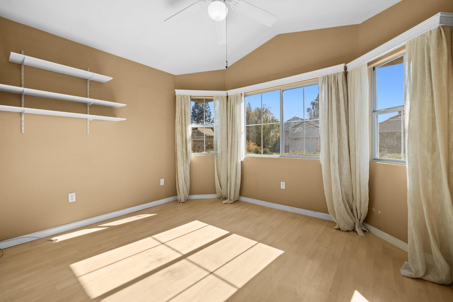 Detail Gallery Image 28 of 35 For 4834 Winter Haven Way, Roseville,  CA 95747 - 2 Beds | 2 Baths