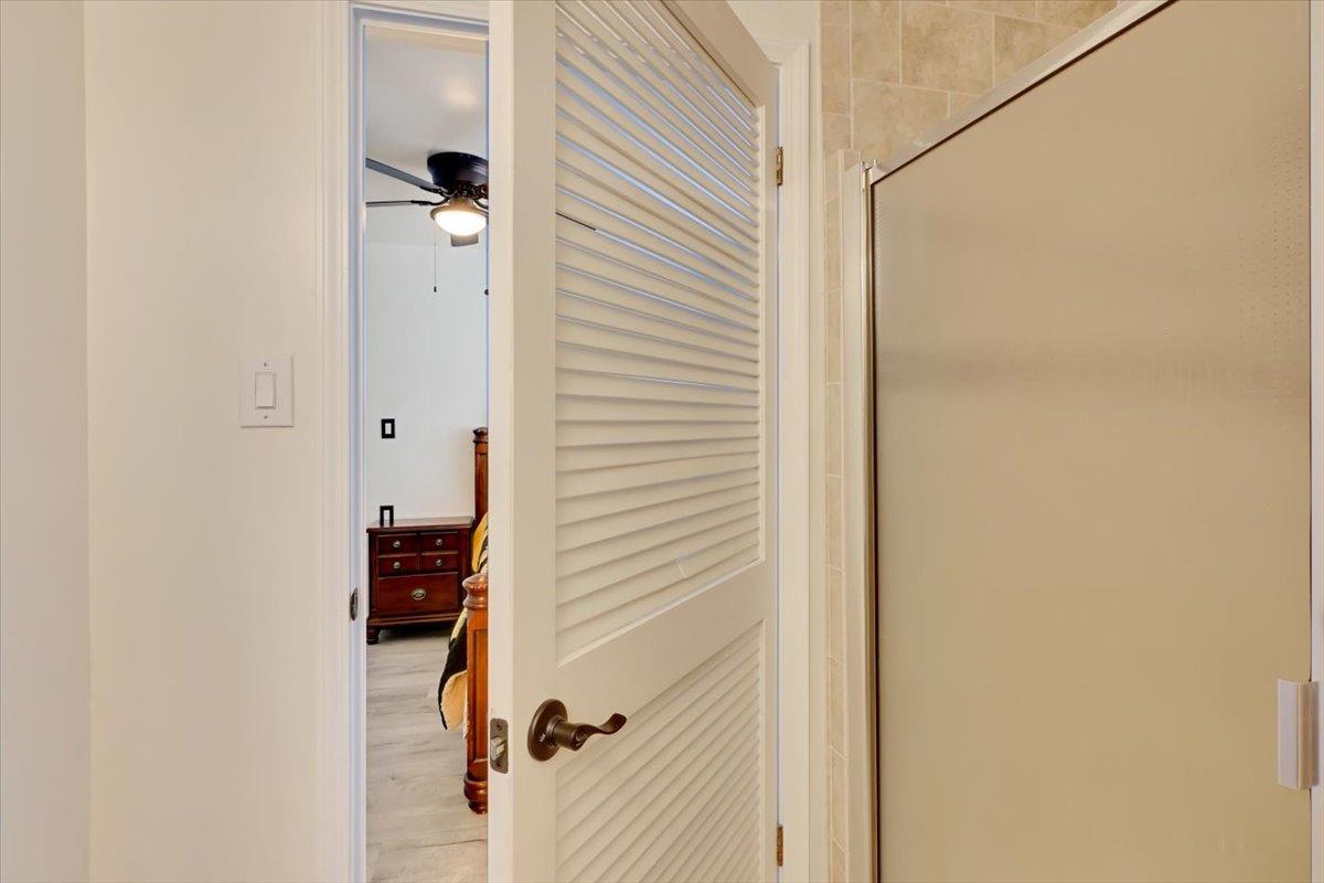 Detail Gallery Image 31 of 41 For 1960 Bluffs Dr, Oroville,  CA 95965 - 3 Beds | 2/1 Baths