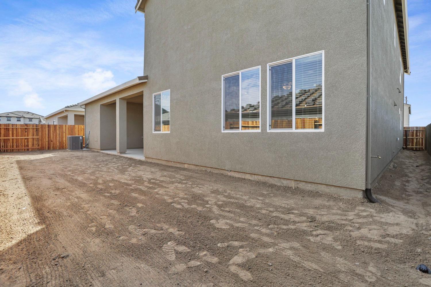 Detail Gallery Image 46 of 51 For 2308 Ganesh, Manteca,  CA 95337 - 4 Beds | 3/1 Baths