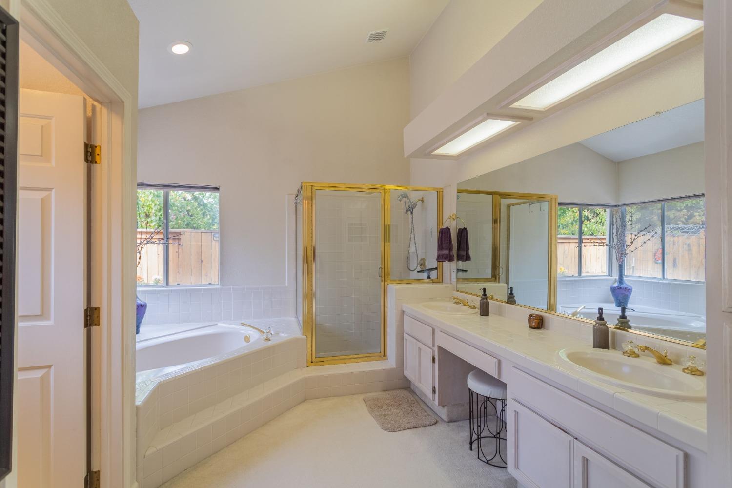 Detail Gallery Image 33 of 49 For 9482 Medstead Way, Elk Grove,  CA 95758 - 3 Beds | 2/1 Baths