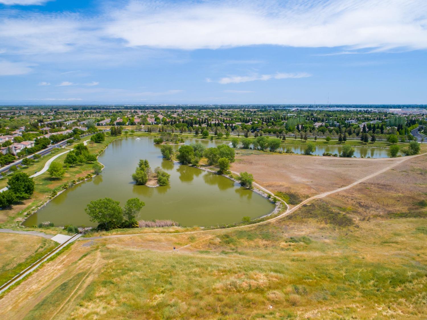 Detail Gallery Image 46 of 48 For 7 Mckilt Ct, Sacramento,  CA 95835 - 4 Beds | 3/1 Baths