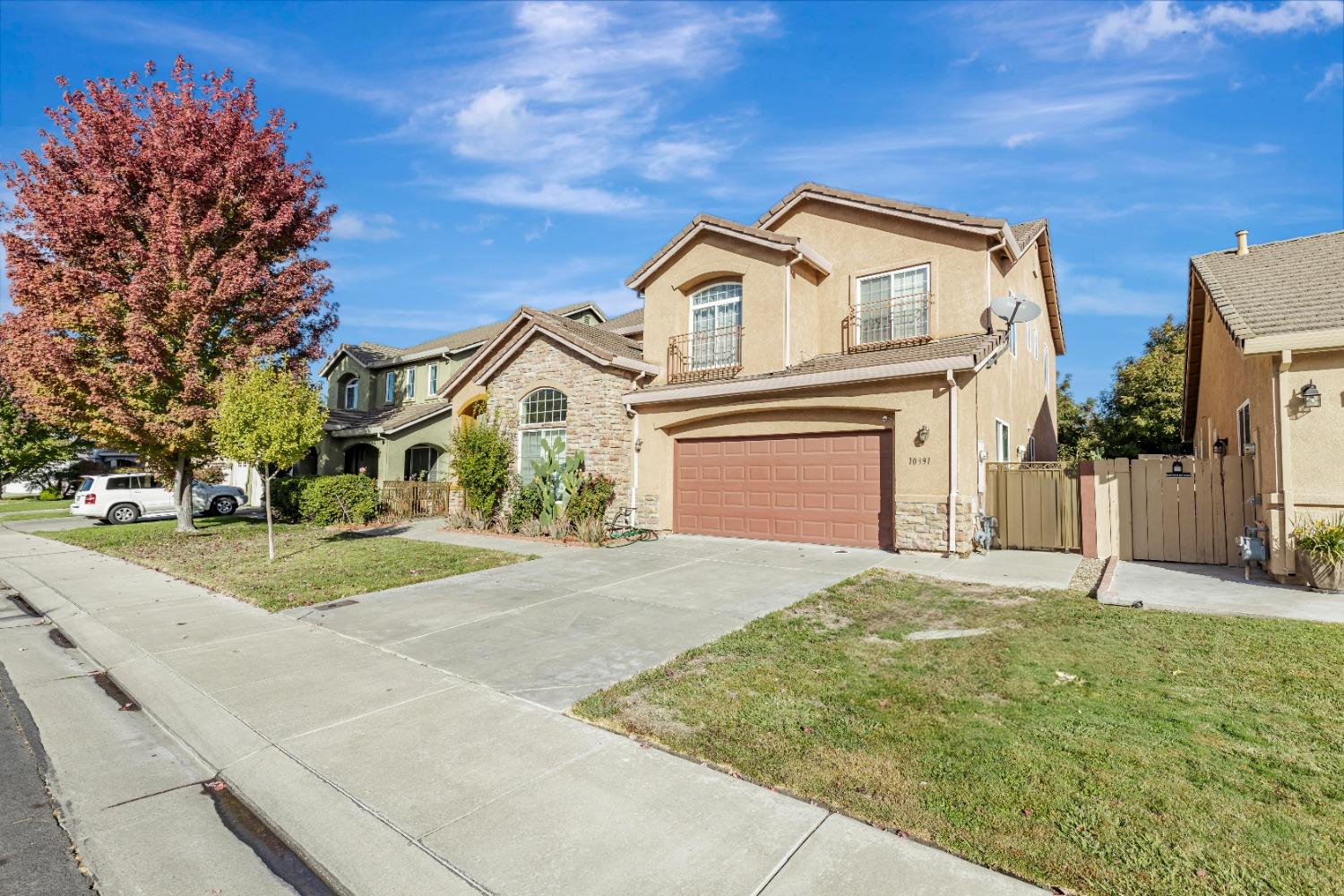 Detail Gallery Image 2 of 43 For 10391 Nations Cir, Stockton,  CA 95209 - 5 Beds | 3/1 Baths