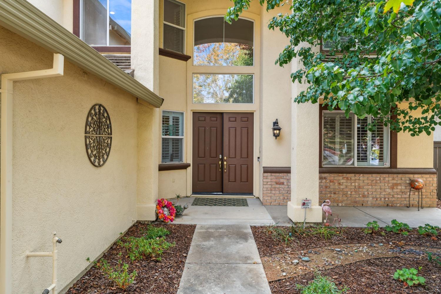 Detail Gallery Image 3 of 48 For 7 Mckilt Ct, Sacramento,  CA 95835 - 4 Beds | 3/1 Baths