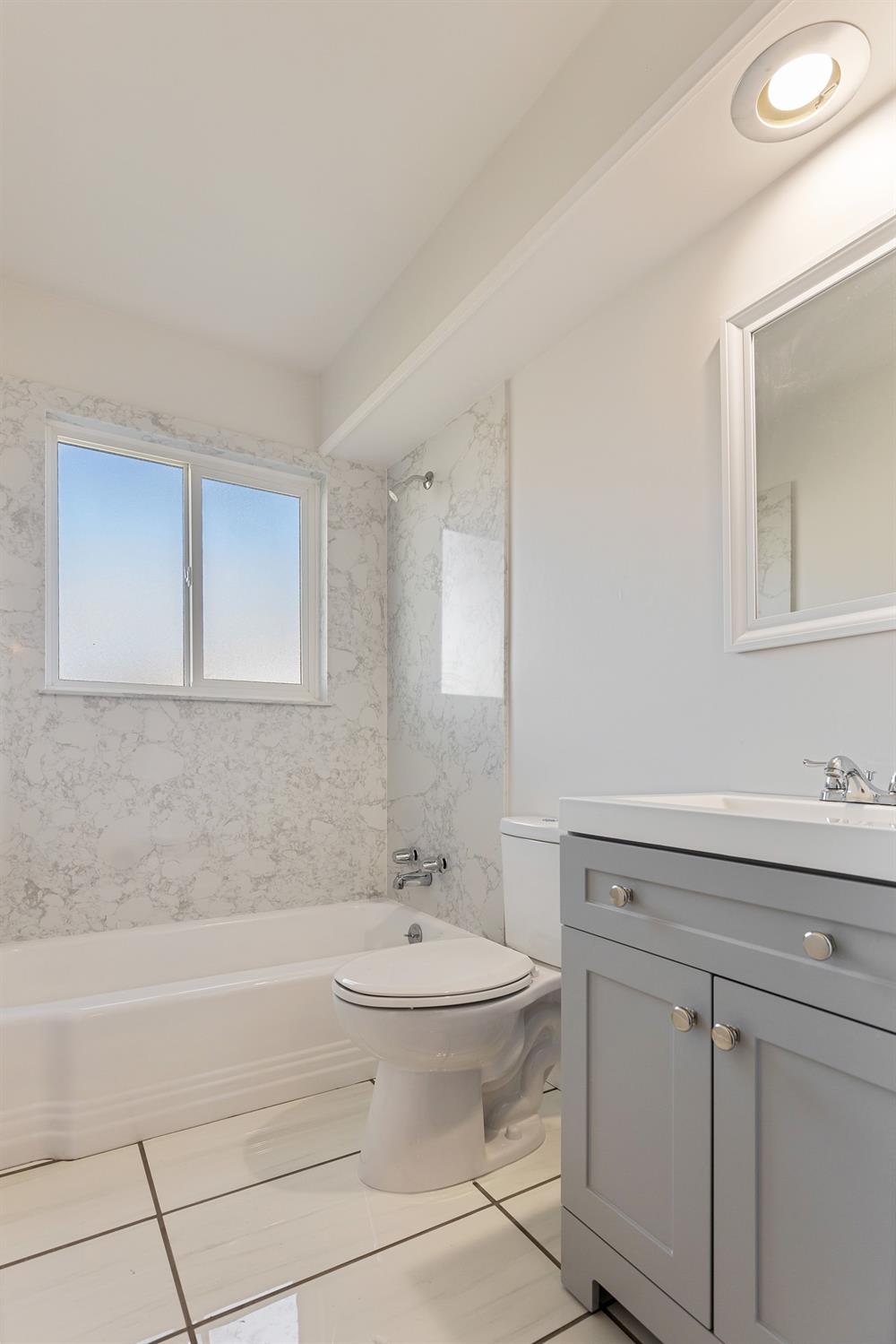 Detail Gallery Image 13 of 27 For 6510 Clarksburg, Stockton,  CA 95207 - 3 Beds | 2 Baths