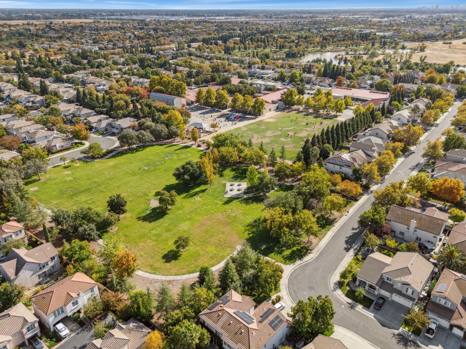 Detail Gallery Image 44 of 48 For 7 Mckilt Ct, Sacramento,  CA 95835 - 4 Beds | 3/1 Baths