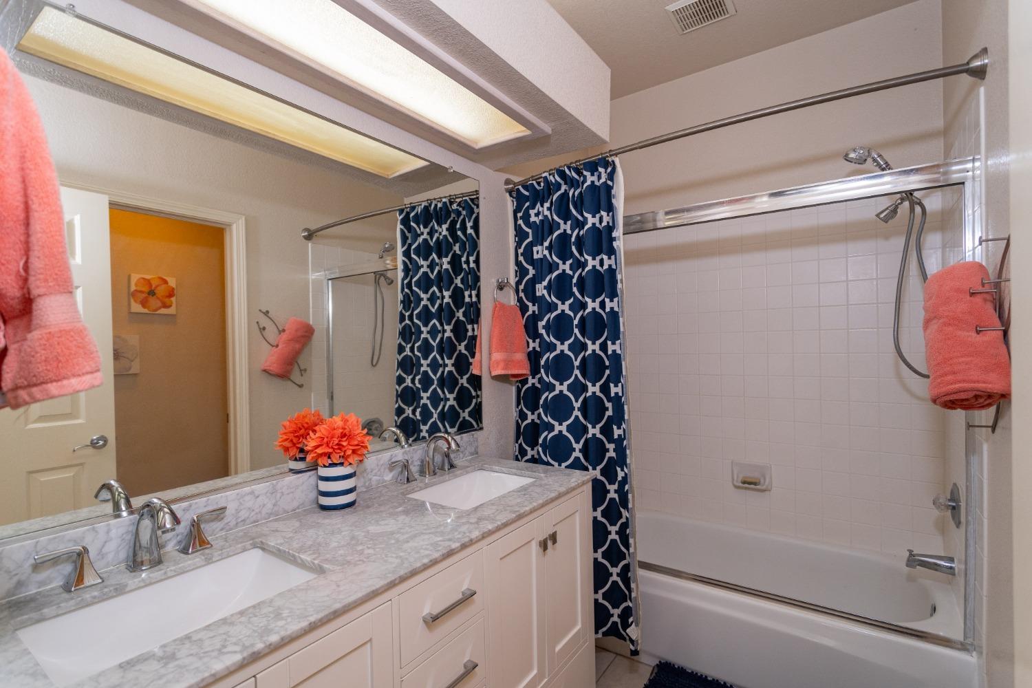 Detail Gallery Image 24 of 49 For 9482 Medstead Way, Elk Grove,  CA 95758 - 3 Beds | 2/1 Baths