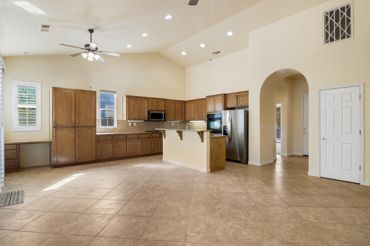 Detail Gallery Image 16 of 44 For 188 Spring Ave, Patterson,  CA 95363 - 2 Beds | 2 Baths