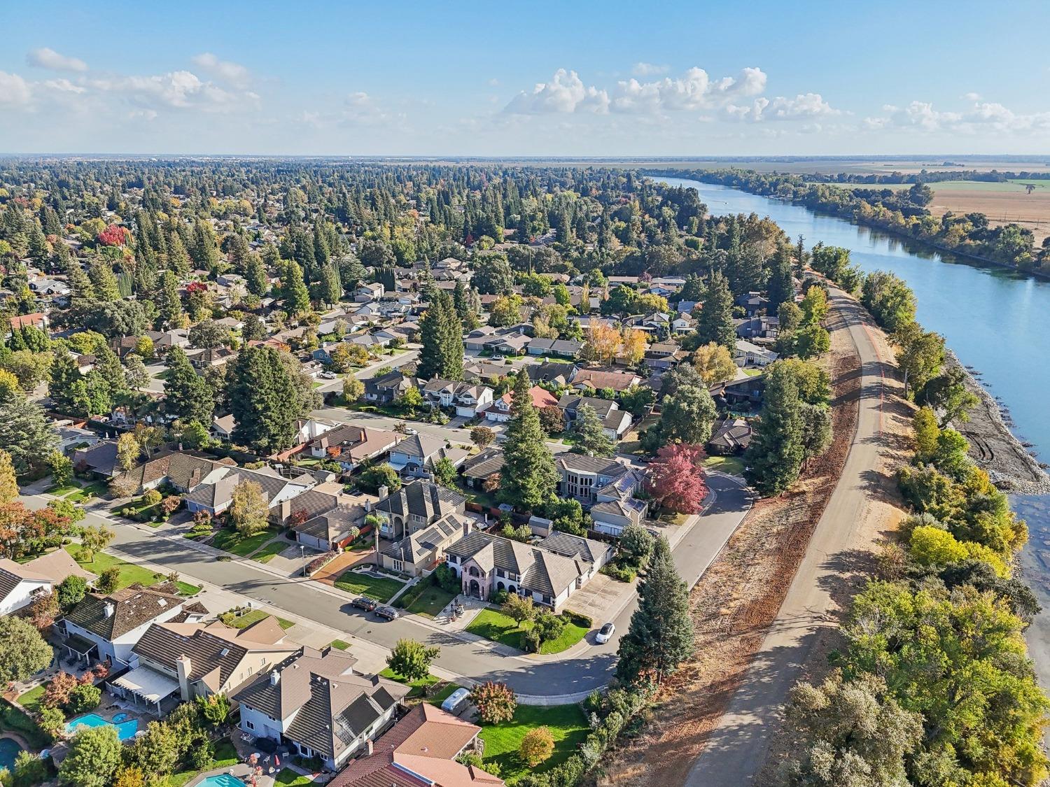 Detail Gallery Image 72 of 87 For 170 Audubon Cir, Sacramento,  CA 95831 - 5 Beds | 4/1 Baths