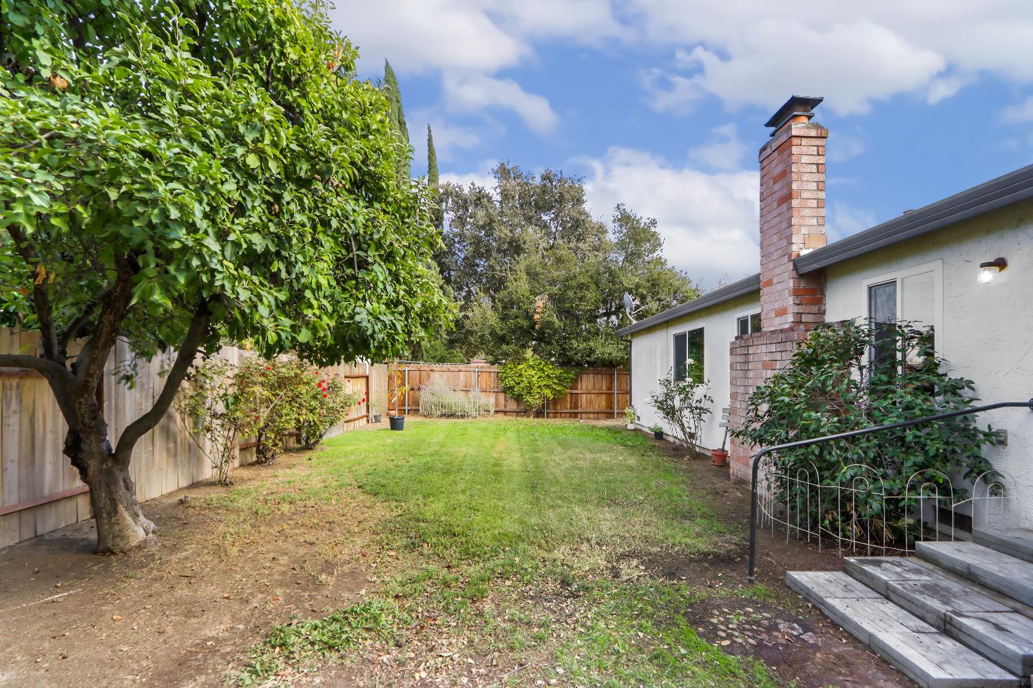 Detail Gallery Image 42 of 47 For 3931 Cottontail Way, Sacramento,  CA 95823 - 3 Beds | 2 Baths