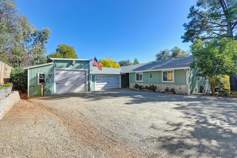 Detail Gallery Image 3 of 63 For 3487 Joy Lane, Shingle Springs,  CA 95682 - 3 Beds | 2 Baths