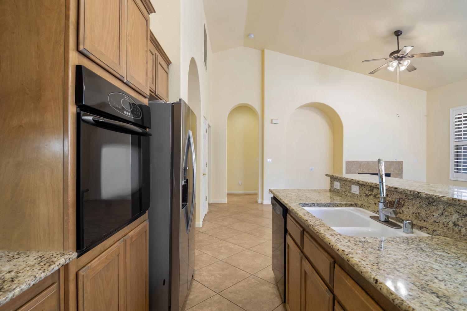 Detail Gallery Image 17 of 44 For 188 Spring Ave, Patterson,  CA 95363 - 2 Beds | 2 Baths