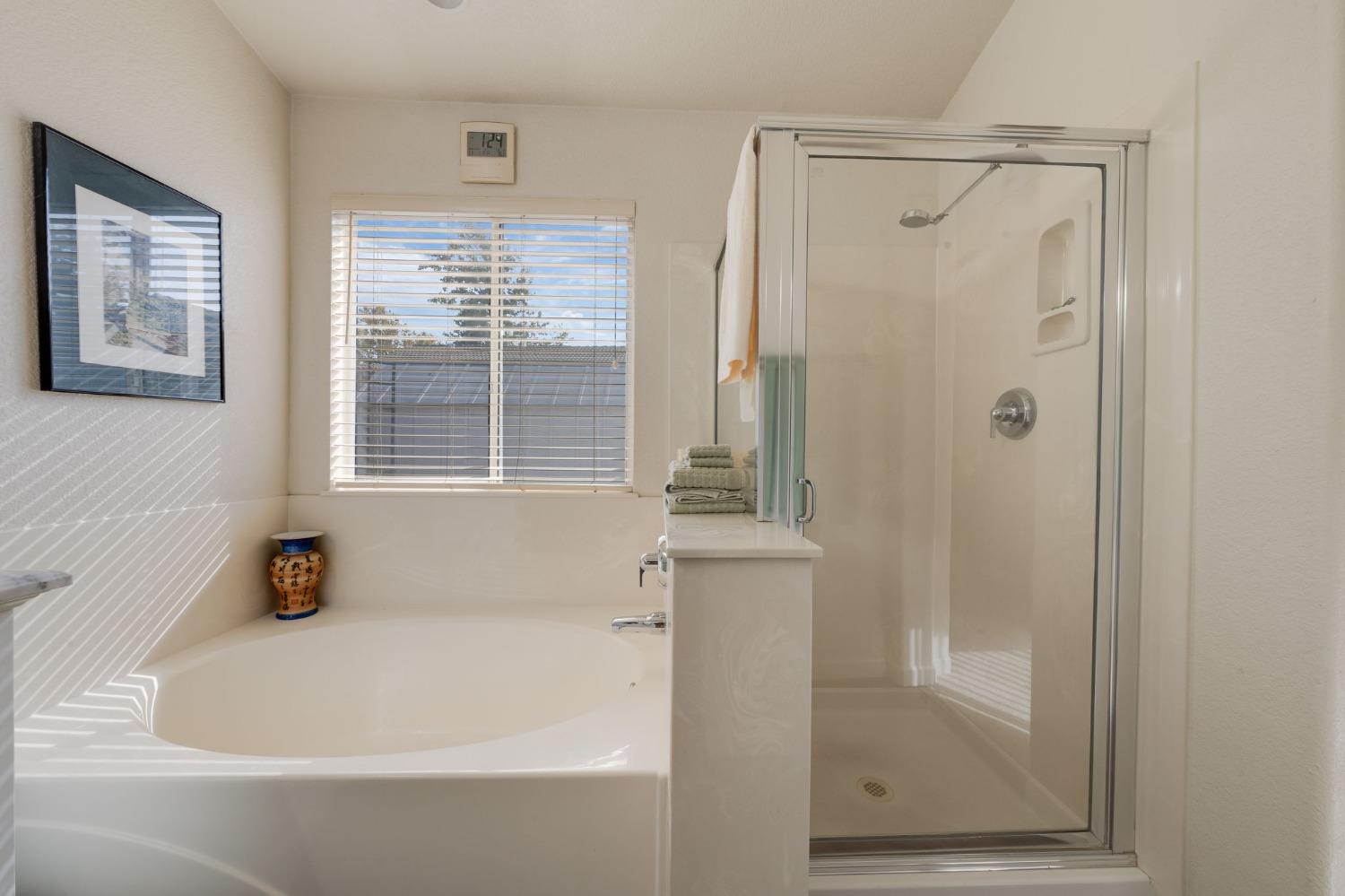 Detail Gallery Image 25 of 34 For 3319 Ballena Bay Rd, West Sacramento,  CA 95691 - 4 Beds | 2 Baths