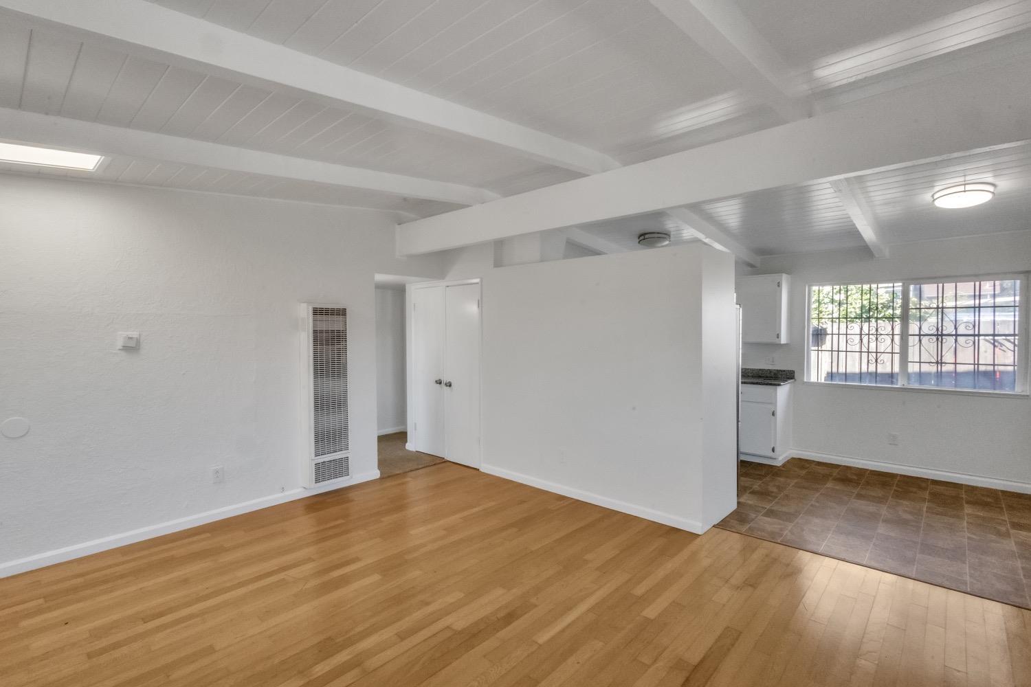 Detail Gallery Image 11 of 39 For 3424 Wall Ave, Richmond,  CA 94804 - 3 Beds | 2 Baths