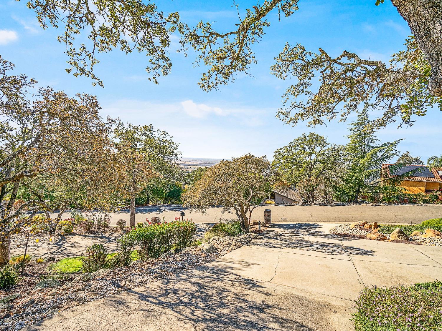 Detail Gallery Image 25 of 59 For 3525 Rocky Ridge Way, El Dorado Hills,  CA 95762 - 4 Beds | 3 Baths